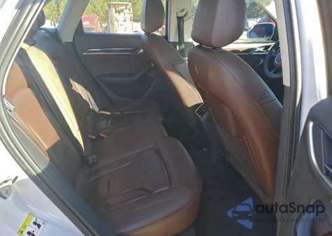 2015 Audi Q3 Premium Plus z USA, uszkodzony, nr VIN WA1BFCFS6FR004781